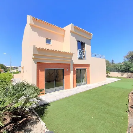 Paula With Private Pool Close To The And Strip Albufeira