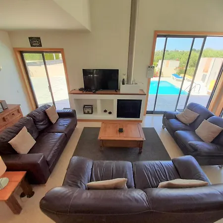 Paula With Private Pool Close To The And Strip *